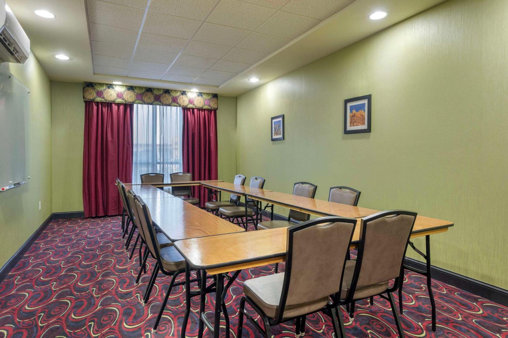 Comfort Inn & Suites Artesia Dış mekan fotoğraf